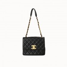 CHANEL 샤넬 1995 라지 다이아몬드 퀼팅 플랩 숄더 백